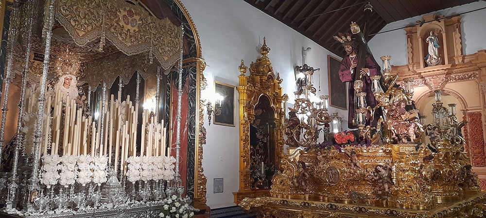 Fotos de los dos titulares de Nuestro Padre Jesús
