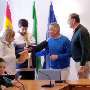 Acto de firma subvención Cáritas 25.000 euros (17)